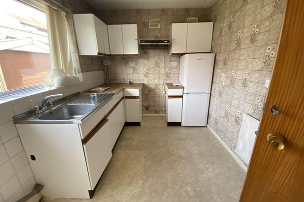 Longacre Close - Photo 1