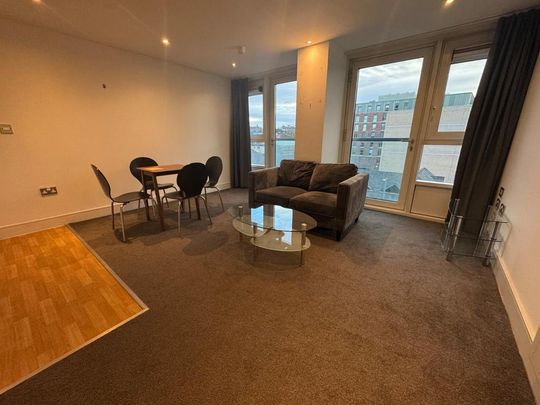 1 bedroom flat to rent - Photo 1