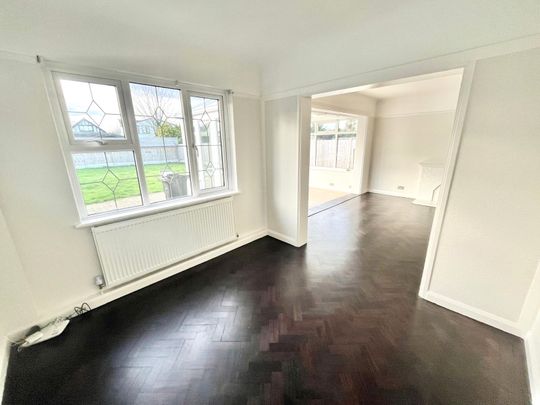 Samuels Drive, Thorpe Bay, Essex, SS1 3PR - Photo 1