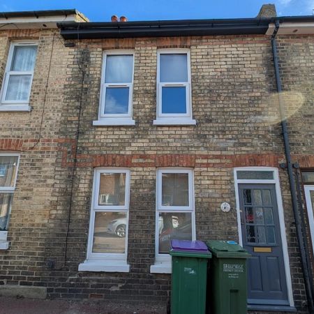 Burrow Road, CT19 6DH, Folkestone - Photo 4