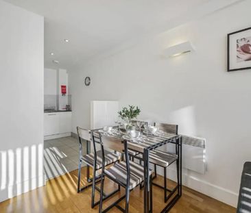 2 Bed Flat, Focus Building, L3 - Photo 4