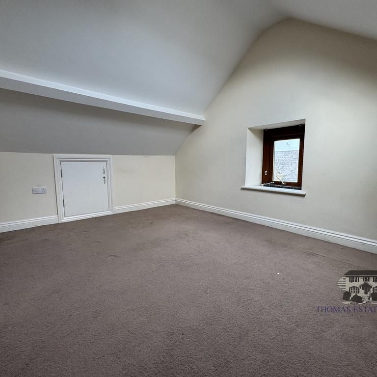 2 bedroom maisonette to rent - Photo 1