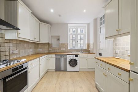 3 Bedroom Flat To Let - Photo 4