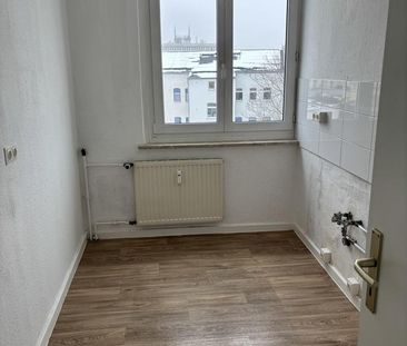 3 Raum mit Balkon - Photo 4