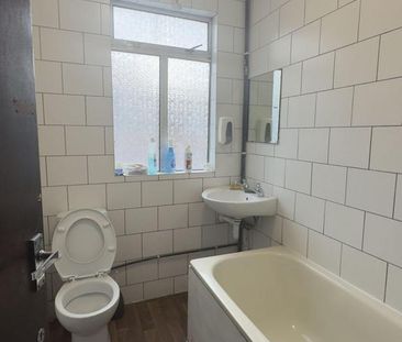 House share to rent - Photo 3