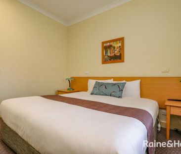 Fully Furnished 3 bedroom Semi located in CBD. Available 23.12.2025 - Photo 5