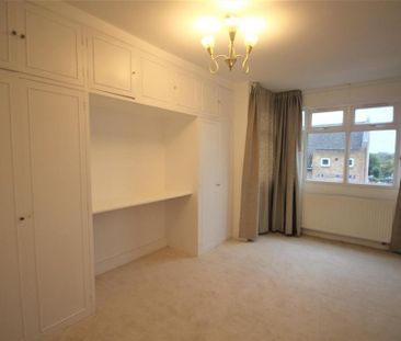 5 bedroom semi-detached house to rent - Photo 4