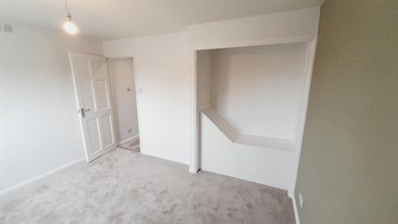 2 Bedroom House - End Terrace - Photo 5