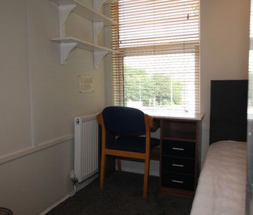 Fylde Road, PRESTON, Lancashire PR2 2NH - Photo 5