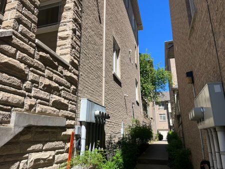 For Lease - 16 William Poole Way Unit# 16, Toronto, Ontario - Photo 2