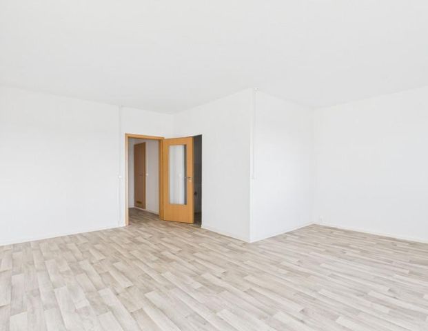 2-Raum-Wohnung mit Balkon auf dem südlichen Sonnenberg - Photo 1