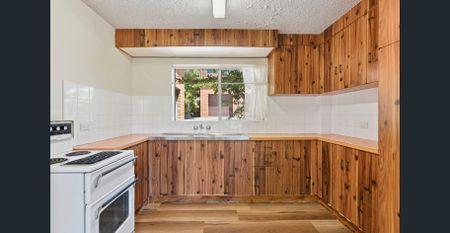 Charming Sawtell Living – Walk to Beach, Cafés & Village - Photo 3