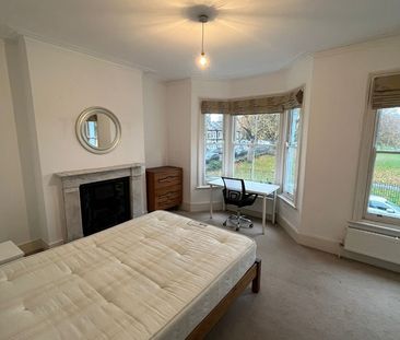 5 Bed Terraced House, Scawen Road, SE8 - Photo 4