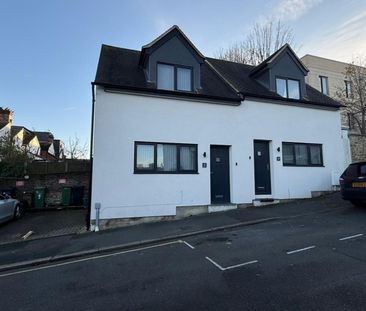 Genyn Road, Guildford - 2 bedrooms Property for lettings - Seymours - Photo 4