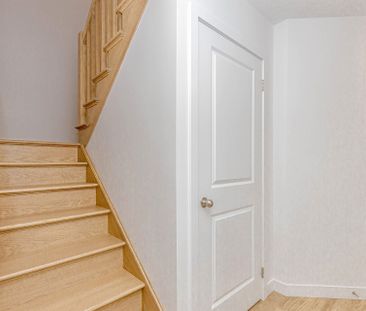 For Lease - 26 Oak Forest Common Crescent, Cambridge, Ontario - Photo 3