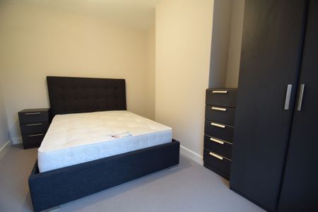 2 bedroom flat to rent, - Photo 3