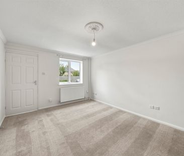 Mayflower Close, NG2 - Photo 1