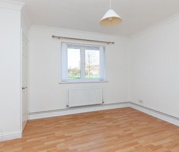 7b Ardmillan Drive, Newtownabbey, BT37 9AZ - Photo 2