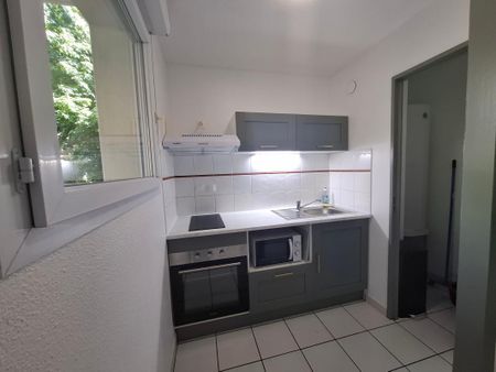Location Appartement 2 pièces Meublé 51m² MONT DE MARSAN 40000 - Photo 4