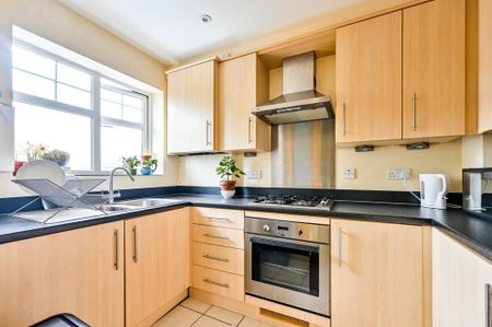 2 bedroom flat to rent - Photo 4