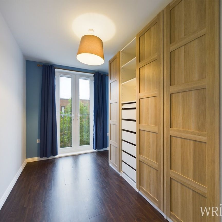 2 bedroom Apartment - Otto Road, Welwyn Garden City - Photo 1