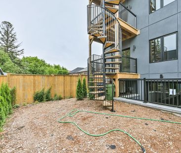 For Lease - 2420 Gerrard Street Unit# 2, Toronto, Ontario - Photo 5