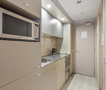 Fully Furnished 1-Bedroom in Wynyard Quarter - Photo 4