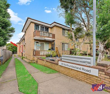 Two bedroom unit for rent in Auburn - Photo 6