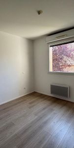 Location Appartement 2 pièces 48m² VALENCIENNES 59300 - Photo 4