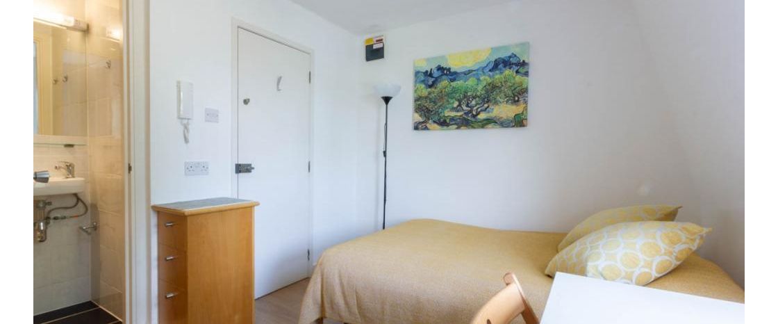 Penywern Road, London SW5 - Photo 1