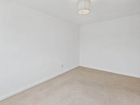 2 bedroom end of terrace house to rent - Photo 5