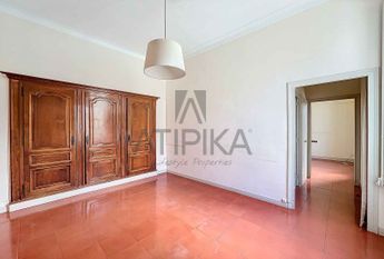 Casa señorial junto a la Clínica Teknon, Barcelona