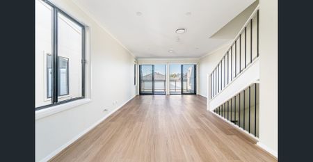 Modern living in the heart of booming Box Hill! - Photo 3