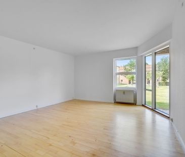 Lejlighed med udsigt - Photo 2