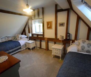 3 bedroom barn conversion to rent - Photo 3