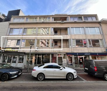 Appartement met 3 slaapkamers gelegen in het centrum van Genk - Foto 2