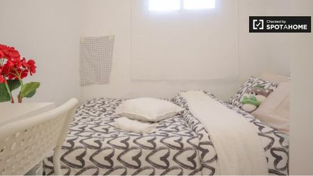 madrid, Community of Madrid 28019 - Photo 2