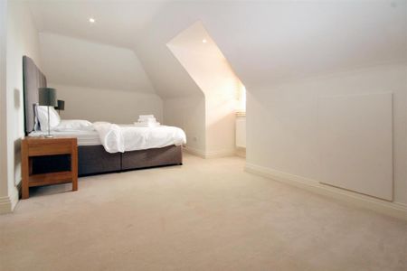 5 bedroom terraced house to rent - Photo 5