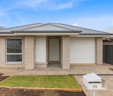 Neat and tidy, low maintenance home! - Photo 4