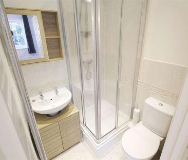 Derisley Close, Byfleet, West Byfleet, KT14 - Photo 6