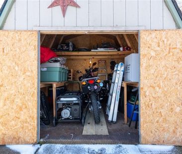 For Lease - 141 Athabaska Road, Barrie, Ontario - Photo 1