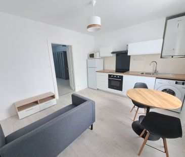 Appartement T2 rénové et meublé - Photo 1