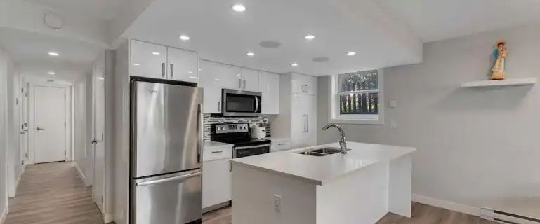 Stylish 2-Bedroom Condo in Trendy Marda Loop – Quiet, Bright & Modern | 101 - 2035 34 Avenue Southwest, Calgary - Photo 1