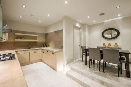 3 bedroom apartment to rent - Photo 4