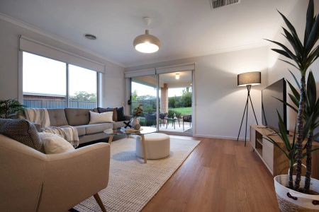 Impressive 4 bedroom, family home - Spacious & light - Photo 4