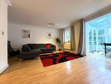 4 bedroom terraced house to rent - Photo 2