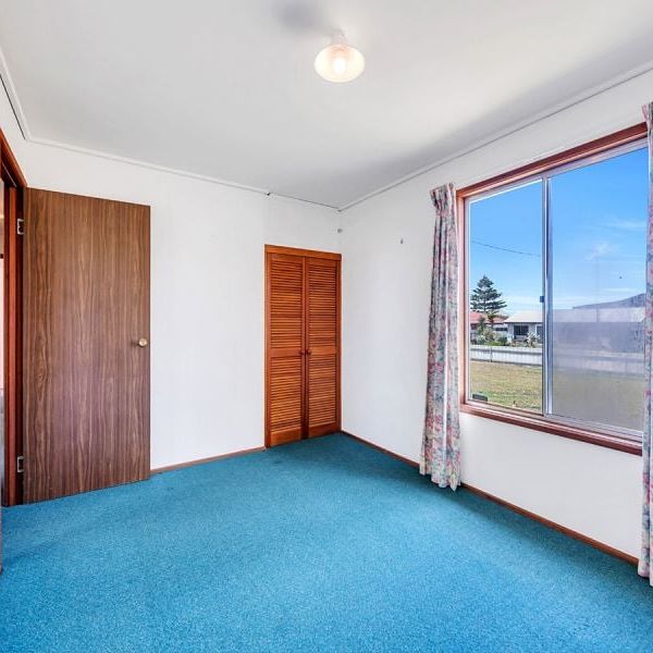 76 Hargreaves Rd, Middleton SA 5213 - House For Rent | Domain - Photo 1