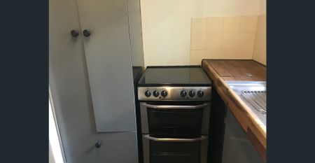 Studio Apartment - Photo 5