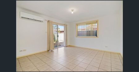 Modern Two Bedroom Villa - Photo 3