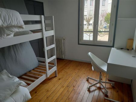 Location Appartement 3 pièces 72m² LE HAVRE 76600 - Photo 3